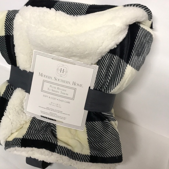 Buffalo check Throw NWT cozy fleece Throw black - Picture 4 of 10